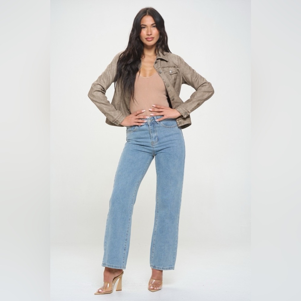 🔥SOLD OUT-Coalition LA Button Down Cargo Vegan Leather Shacket - Picture 3 of 4